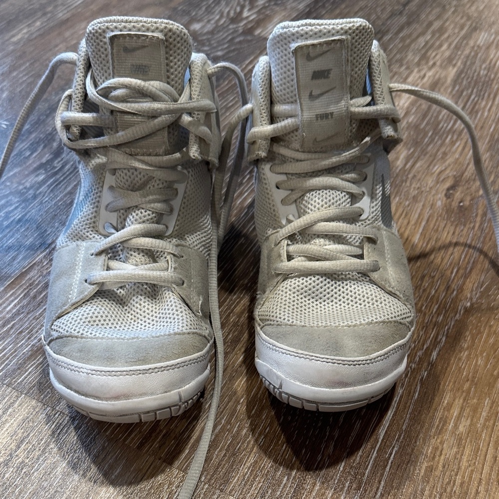 Nike Kids Light Gray High-Top Sneakers Wrestling